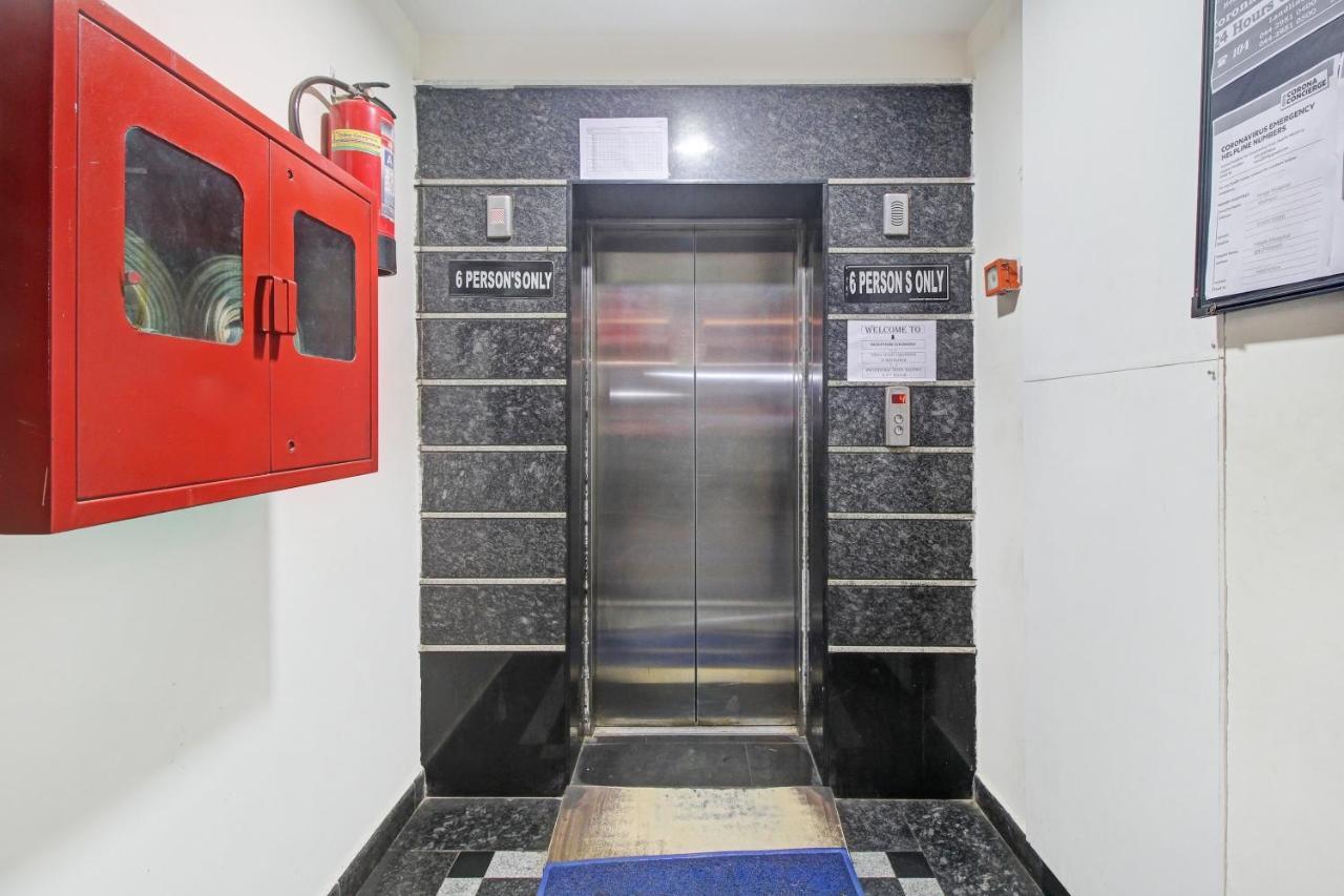 Collection O 82357 Hotel Surabhi Pride Trimulgherry Ngoại thất bức ảnh