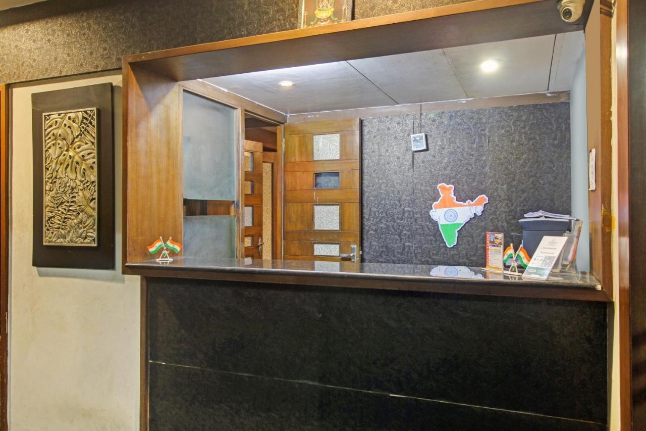 Collection O 82357 Hotel Surabhi Pride Trimulgherry Ngoại thất bức ảnh