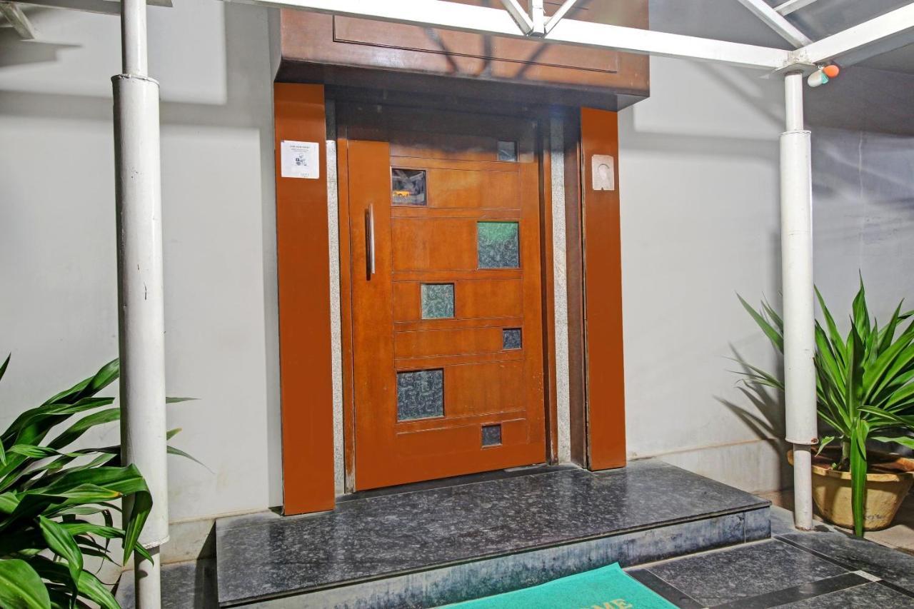 Collection O 82357 Hotel Surabhi Pride Trimulgherry Ngoại thất bức ảnh